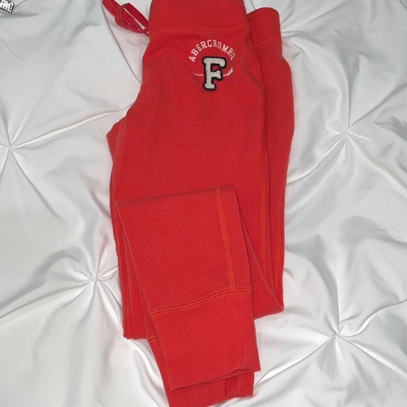 Women's Abercrombie & Fitch Jogger Sweatpants - Picture 2 of 5
